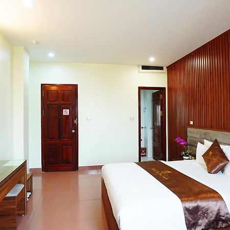 Ho Sen Xanh Hotel Hanoi Exterior foto