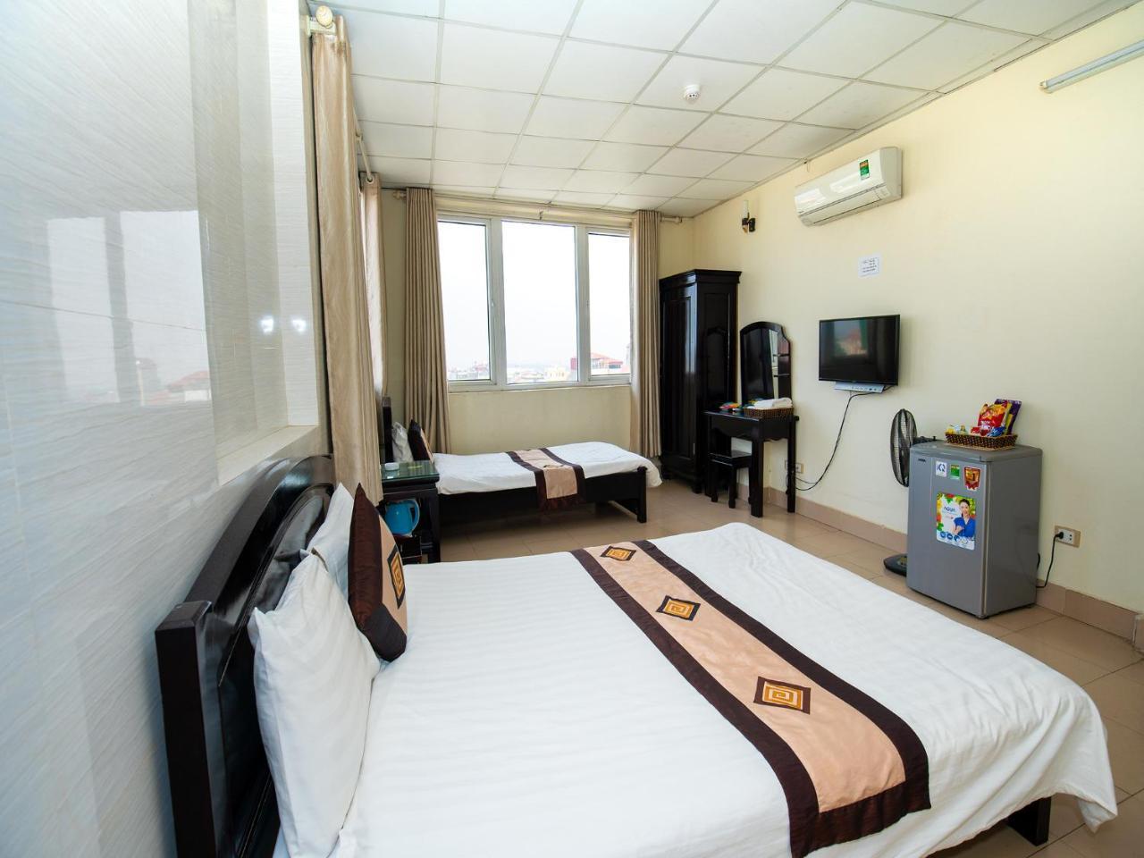 Ho Sen Xanh Hotel Hanoi Exterior foto